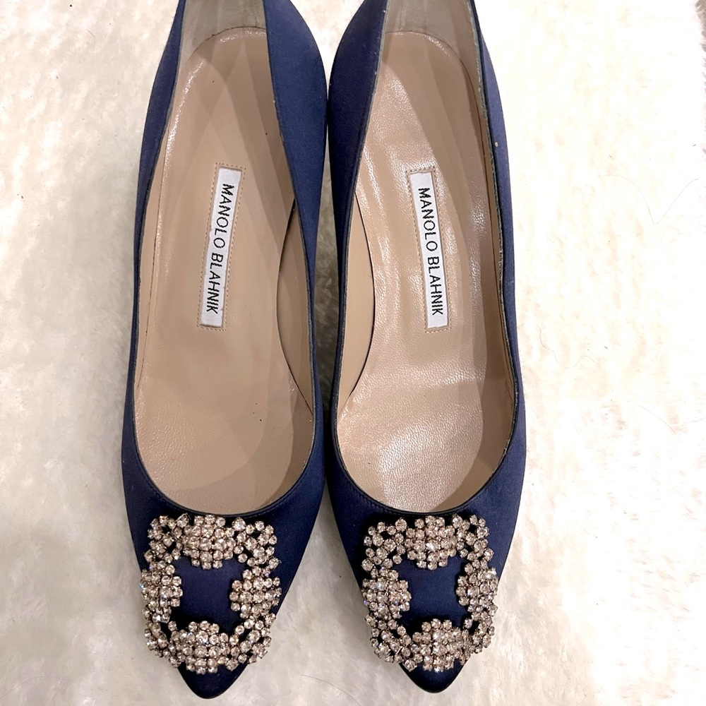 Manila Blahnik 37
